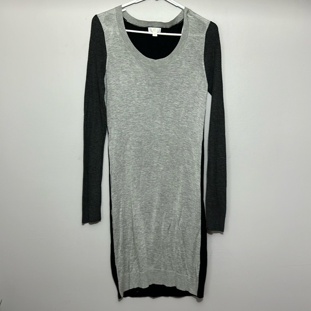 Gray and black long sleeve color block sweater dress size medium